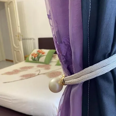 公寓 La Perla 东塞斯特里